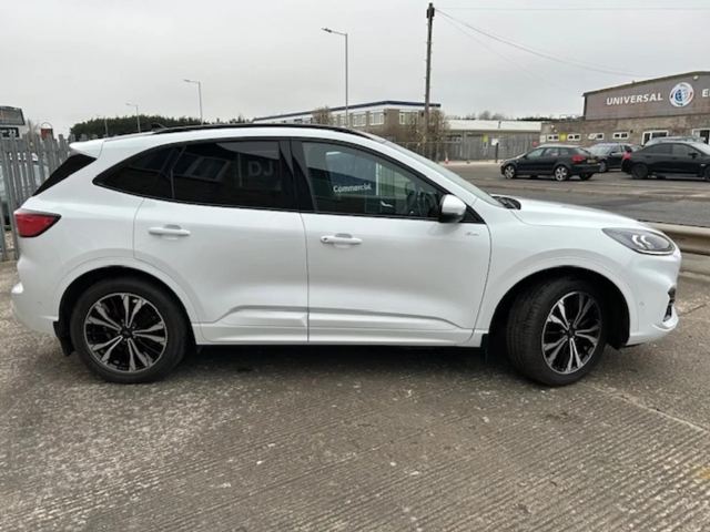2022 (72) Ford Kuga ST-Line X Edition 5 door 2.5 Duratec PHEV 225PS FWD CVT Automatic